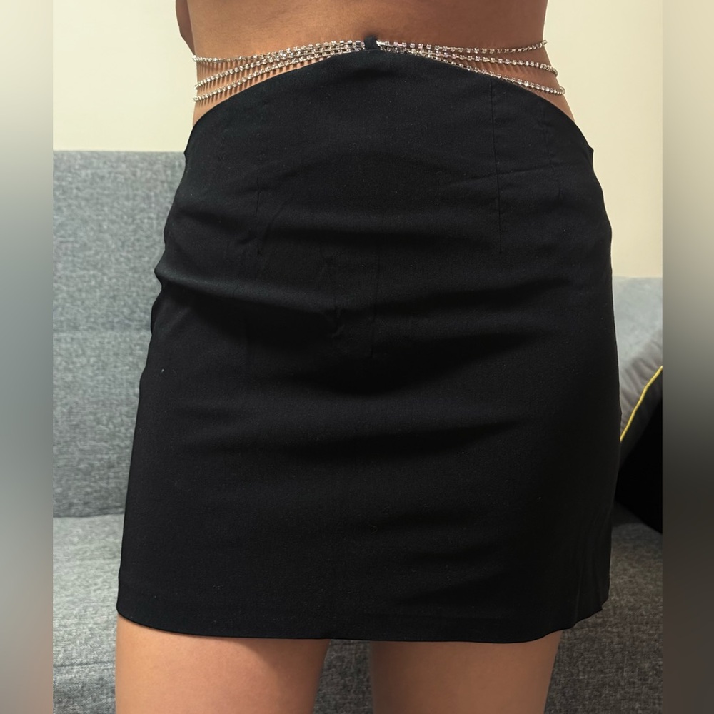 Zara Classic Black Mini Skirt